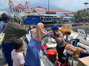 Cegah Kecelakaan Laut, Polairud Ingatkan Penumpang Speedboat di Ternate Soal Protokol Keselamatan