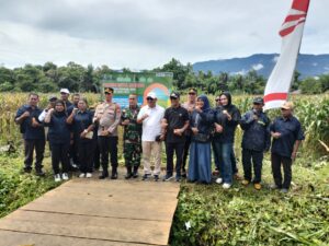 KAPOLRES HALSEL DORONG PROGRAM PRESIDEN DAN VISI BUPATI DAN WAKIL BUPATI DI 249 DESA: WUJUDKAN KETAHANAN PANGAN