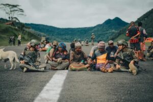 Pendekatan Persuasif Warnai Pengamanan Pasar di Kiwirok, Warga Merasa Nyaman