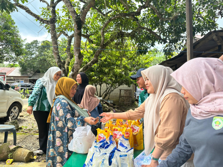 Pasar Murah ke-14 Disperindag Balangan Digelar di Desa Auh, Bantu Warga Dapatkan Sembako Terjangkau