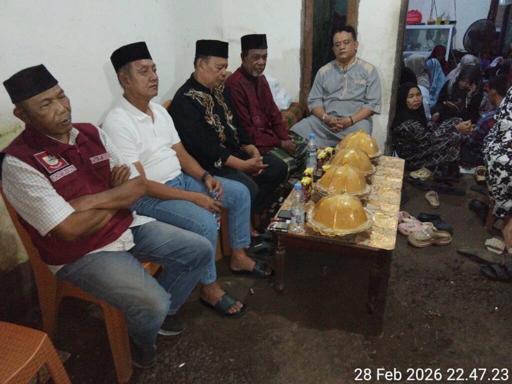 Lurah Bontorannu Hadiri Taksiah Malam Pertama di RW 05