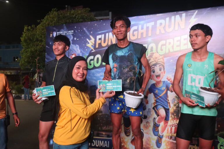 Polres Dumai Mengadakan Kegiatan Fun Night Run Go Green Diikuti 48 Peserta 