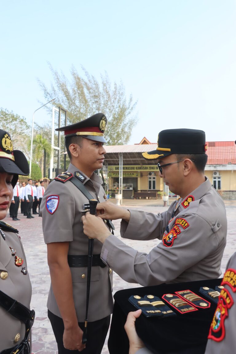 Sukses ! Kapolres Dumai Pimpin Serah Terima Jabatan di Lingkungan Polres Dumai. 